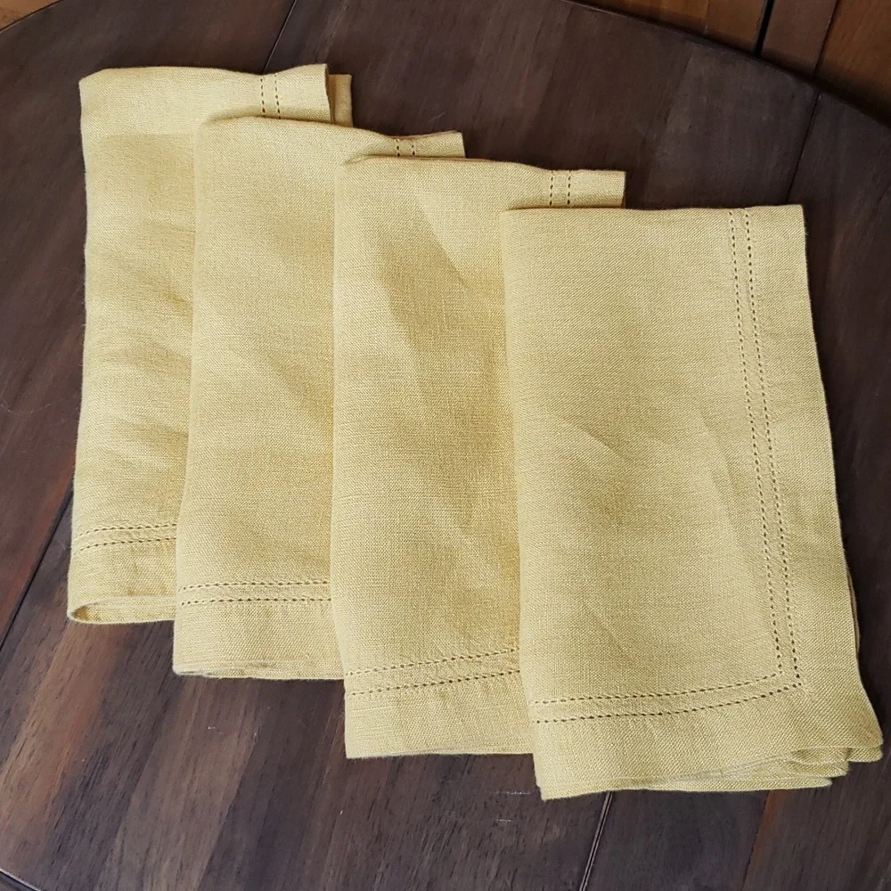 Williams Sonoma Linen Cloth Napkins Set of 4